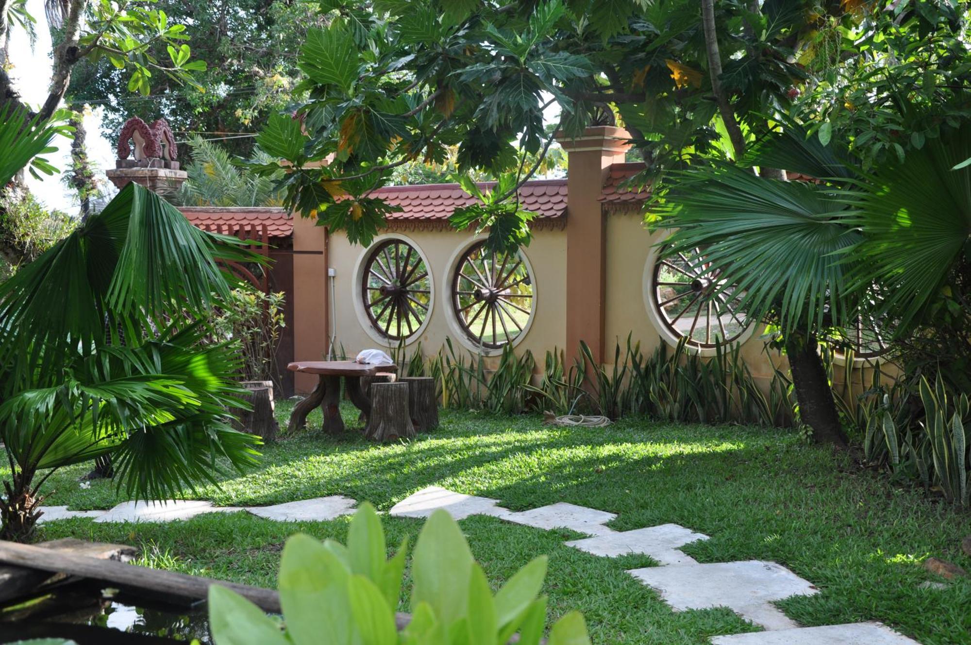 Palm House Boutique Resort Kep Esterno foto