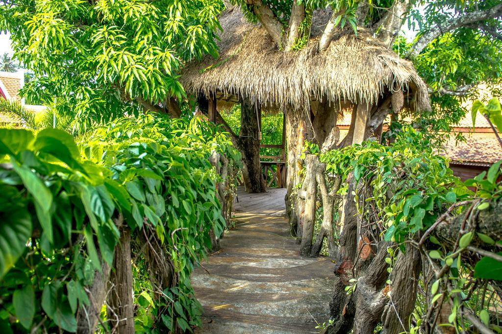 Palm House Boutique Resort Kep Esterno foto