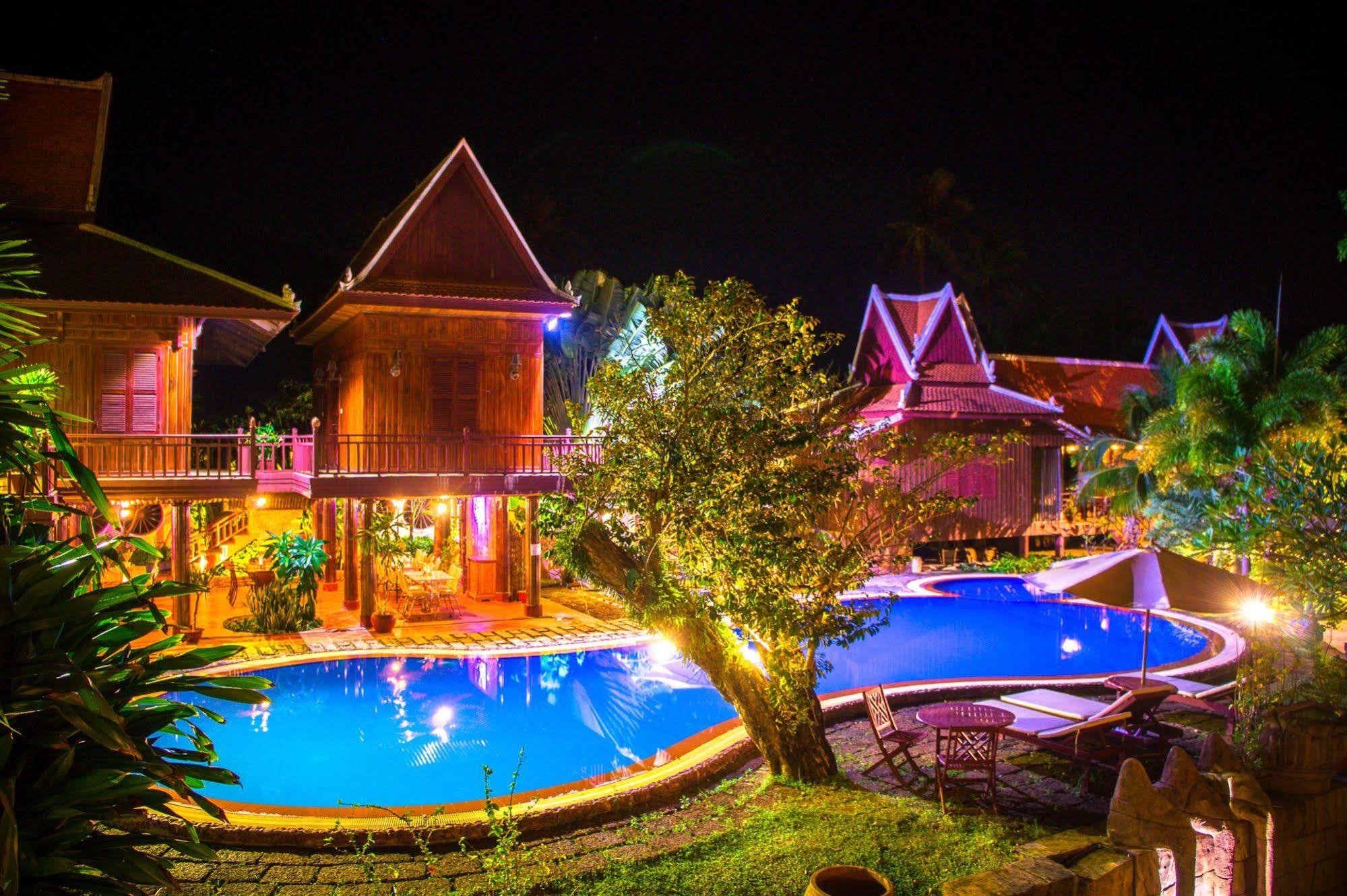 Palm House Boutique Resort Kep Esterno foto