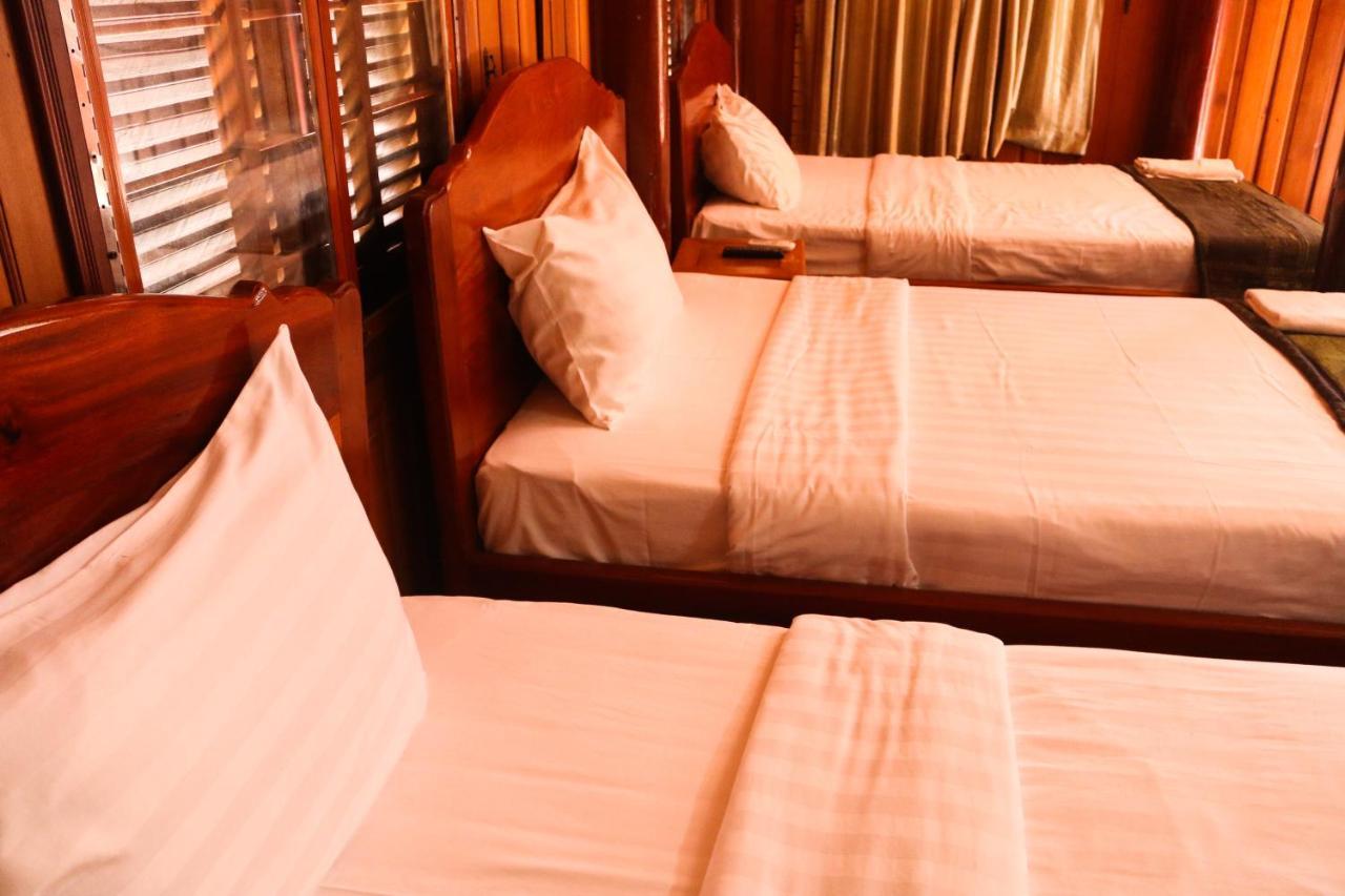 Palm House Boutique Resort Kep Esterno foto